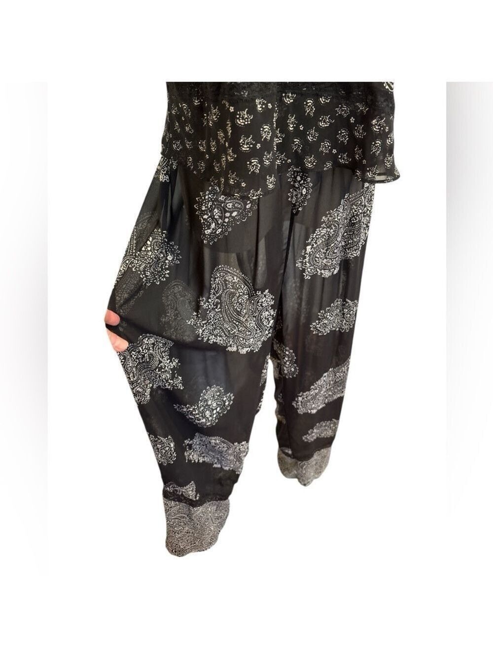 90s 2PC DELICATES BOHO SHEER BLK & CREAM PAISLEY CROP TOP & WIDE LEG PANT SZ XL - Picture 9 of 16